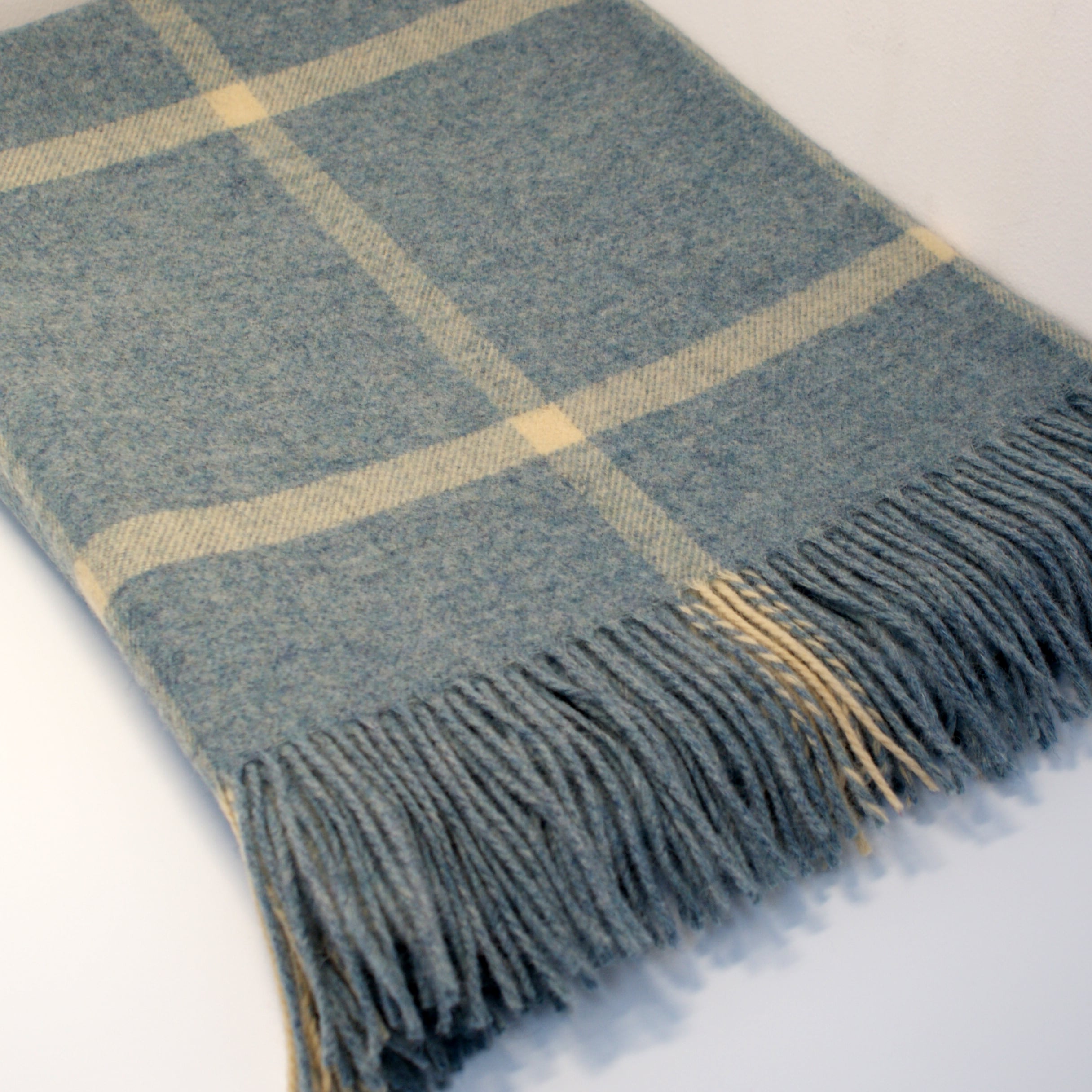 Travel Rug, Window, Topaz Ground